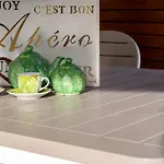 Appartement Patio & Parking - Self Check-in & Access *