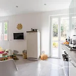 Patio & Parking - Self Check-in & Access Appartement Cernobbio
