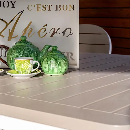 Appartement Patio & Parking - Self Check-in & Access *